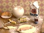 Dollhouse miniature food baking table croissant