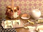 Dollhouse miniature food baking table croissant